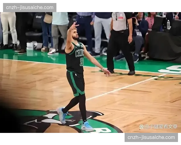 尼克斯豪取六连胜并列东部第二 与凯尔特人上演卡位战